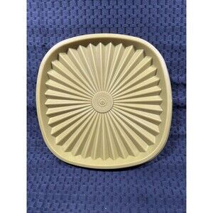 Tupperware Servalier Starburst Replacement Lid #841 Square Olive